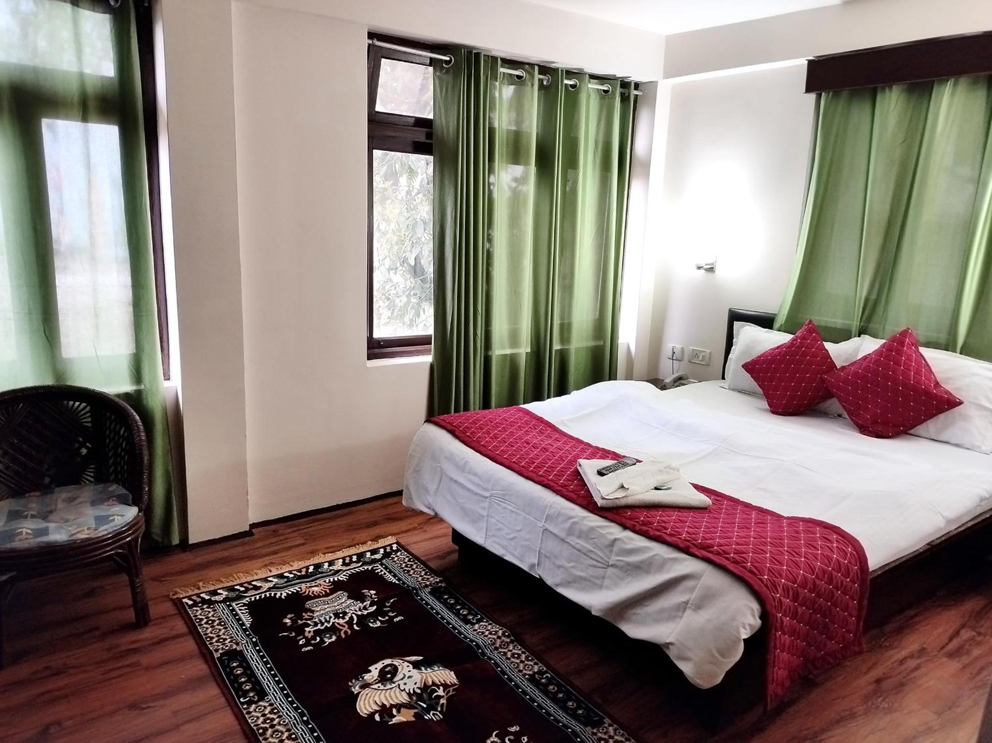 Hotel Bamboo Grove Gangtok Exterior foto